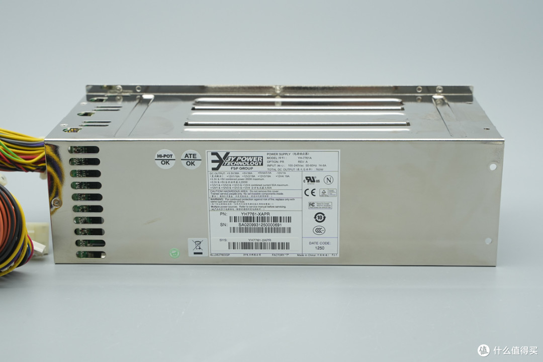 支持2+1冗余热插拔,3Y POWER电源笼拆解