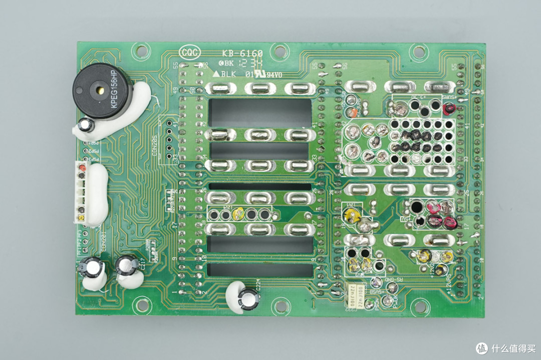 支持2+1冗余热插拔,3Y POWER电源笼拆解
