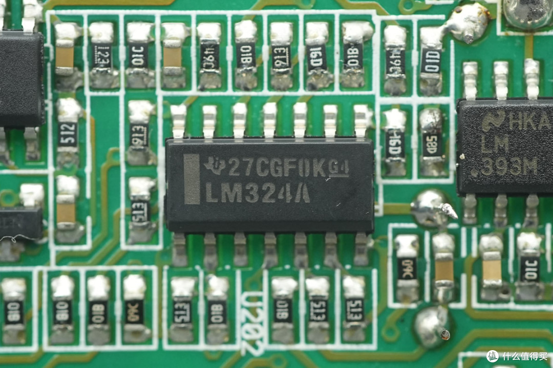 支持2+1冗余热插拔,3Y POWER电源笼拆解