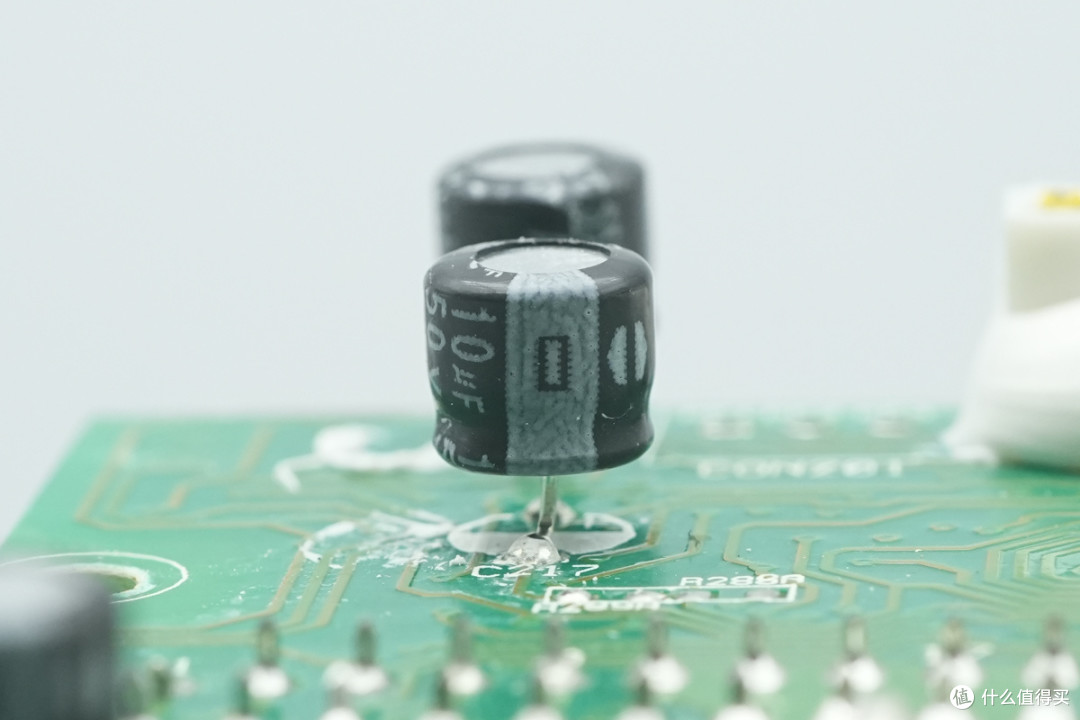 支持2+1冗余热插拔,3Y POWER电源笼拆解