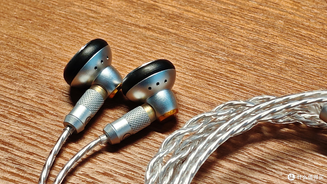 宽松自然,甜润耐听,不塞耳道的平头塞——SIVGA M260