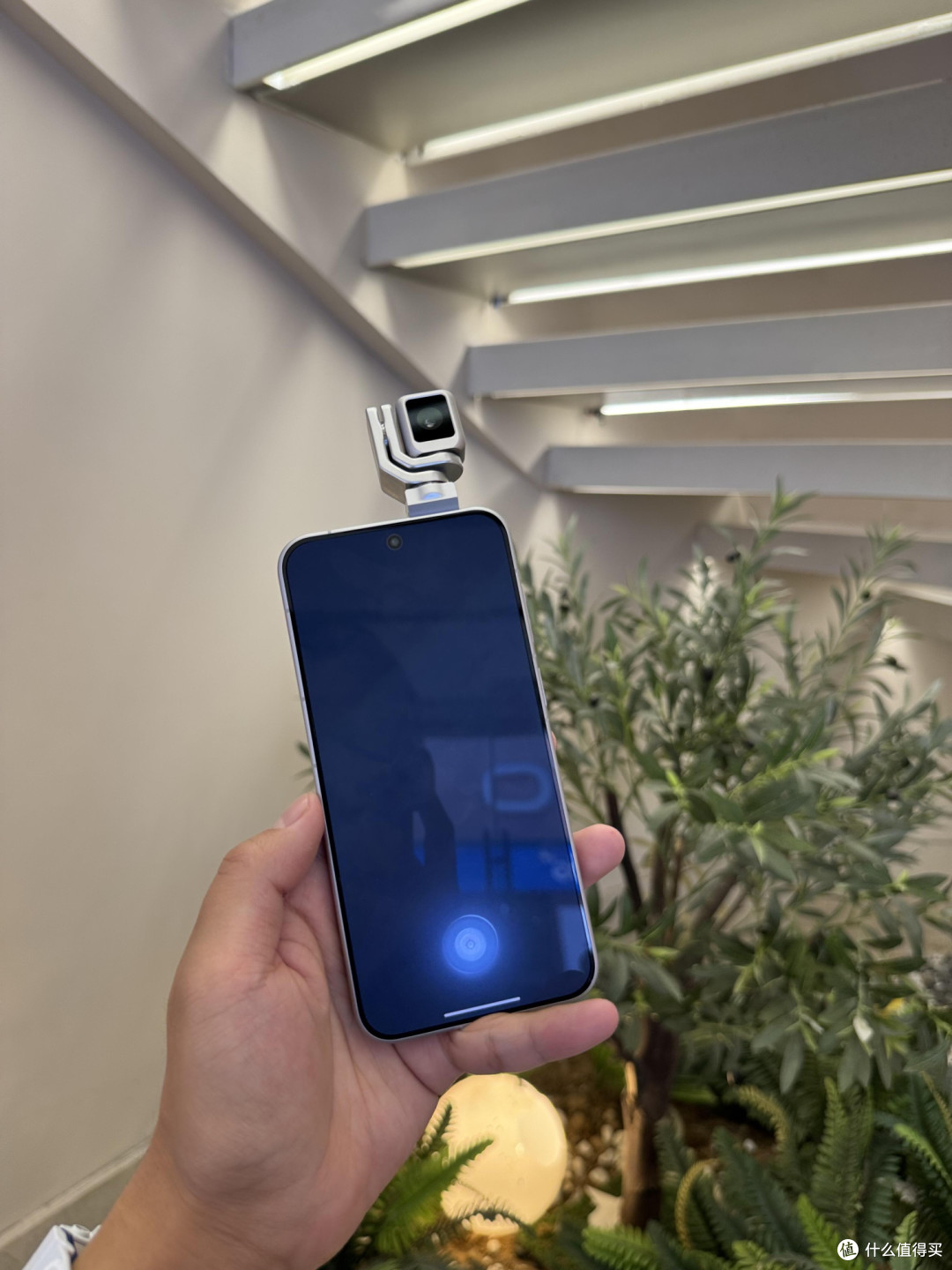 荣耀Robot Phone:创新影像与续航