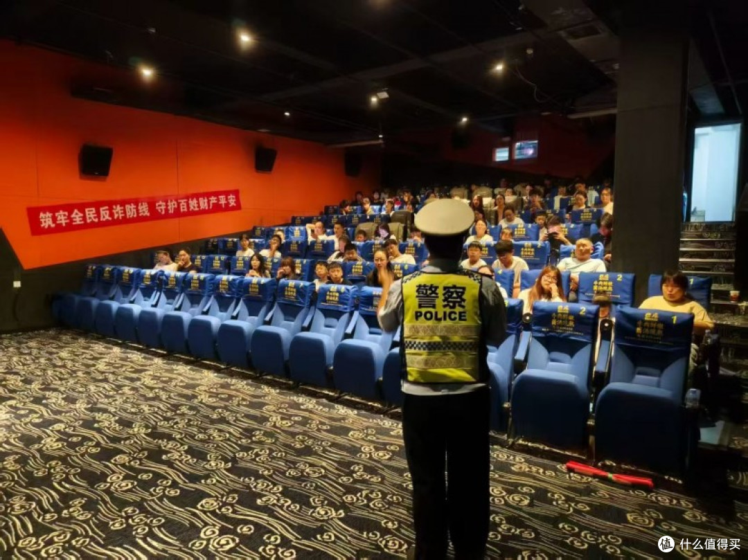 交警讲交通、消防讲安全，九号电动车安全宣传走进河南焦作影院