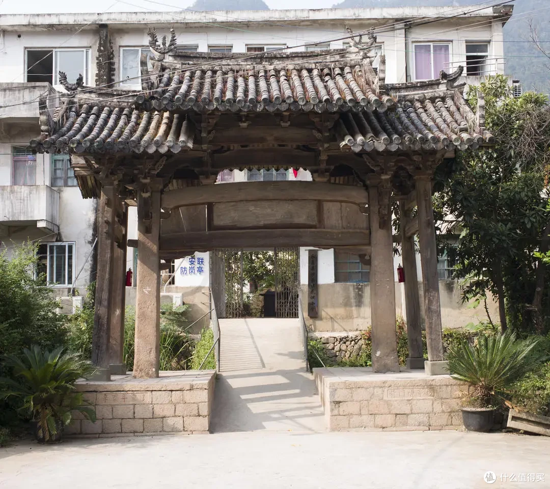 温州永嘉宪台牌坊。图源：温州市文化广电旅游局