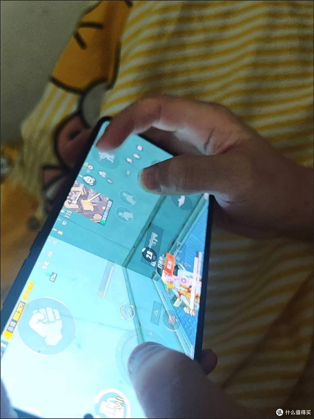 iQOO Neo11 使用体验:性能猛兽,但也有取舍