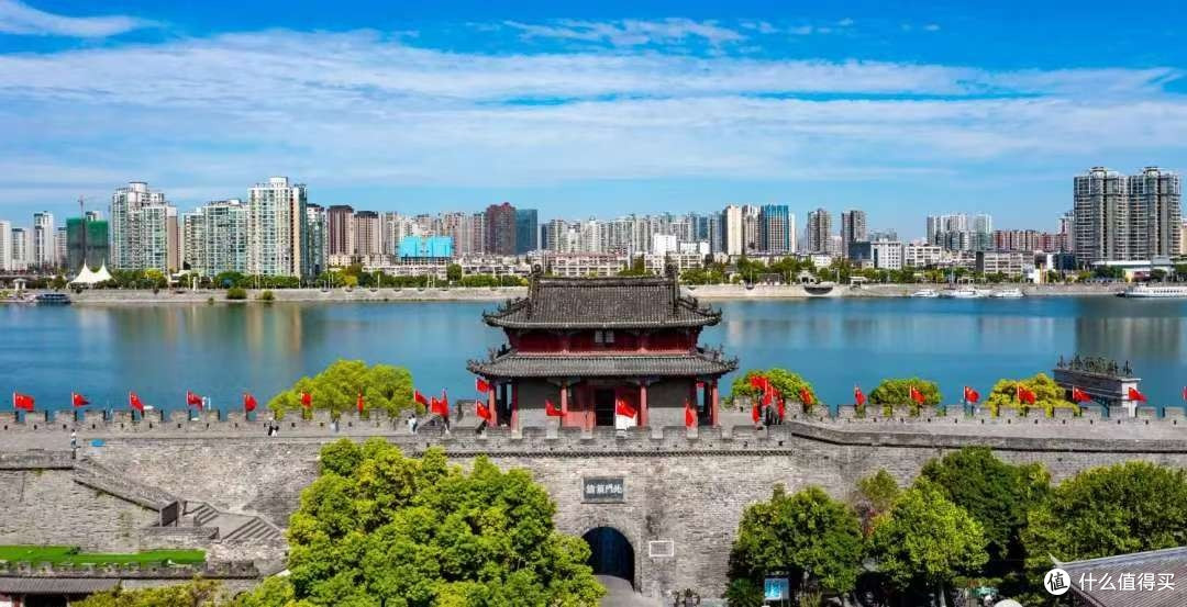 踏千年城墙忆烽火，入古隆中拜卧龙，这才是襄阳的正确打开方式。
