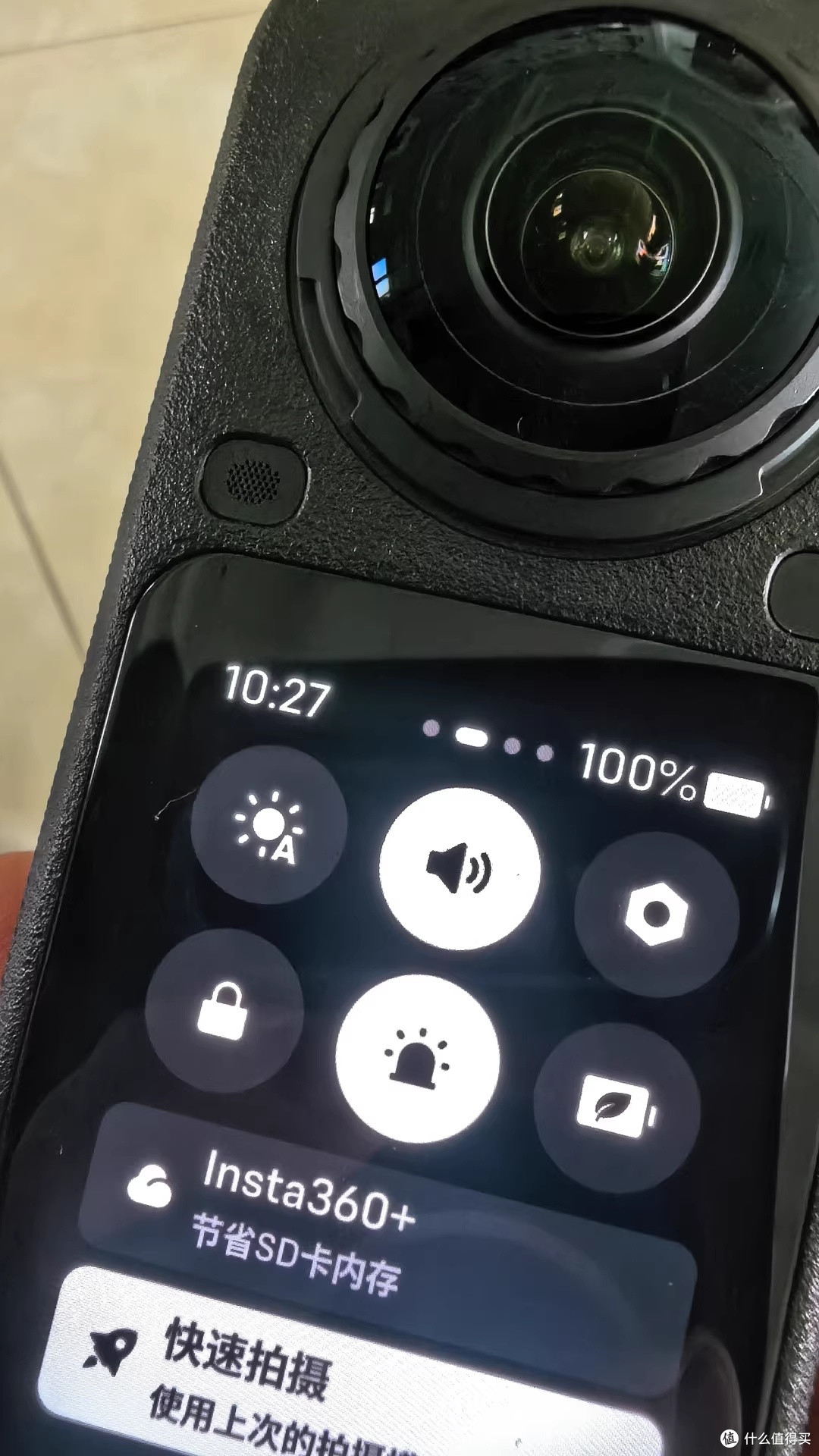 8K 全景猛兽出笼：影石 X6 把我包里的三台相机都"裁"了