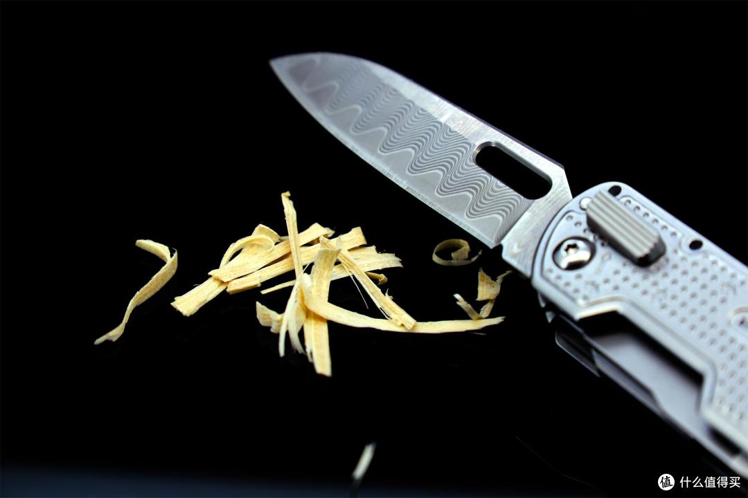 一把送给中年人的“手办”——瑞士科技大马士革多功能刀