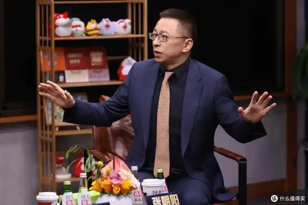 用真实对抗AI“塑料感”!张朝阳:AI时代慢就是快的另一种答案!