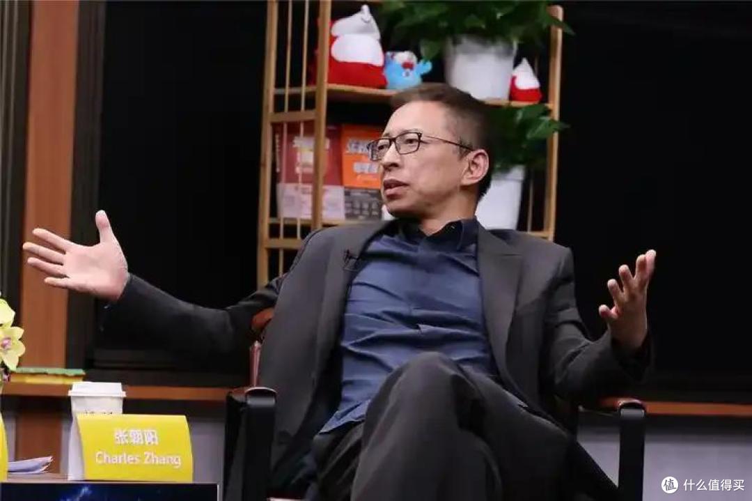 用真实对抗AI“塑料感”!张朝阳:AI时代慢就是快的另一种答案!