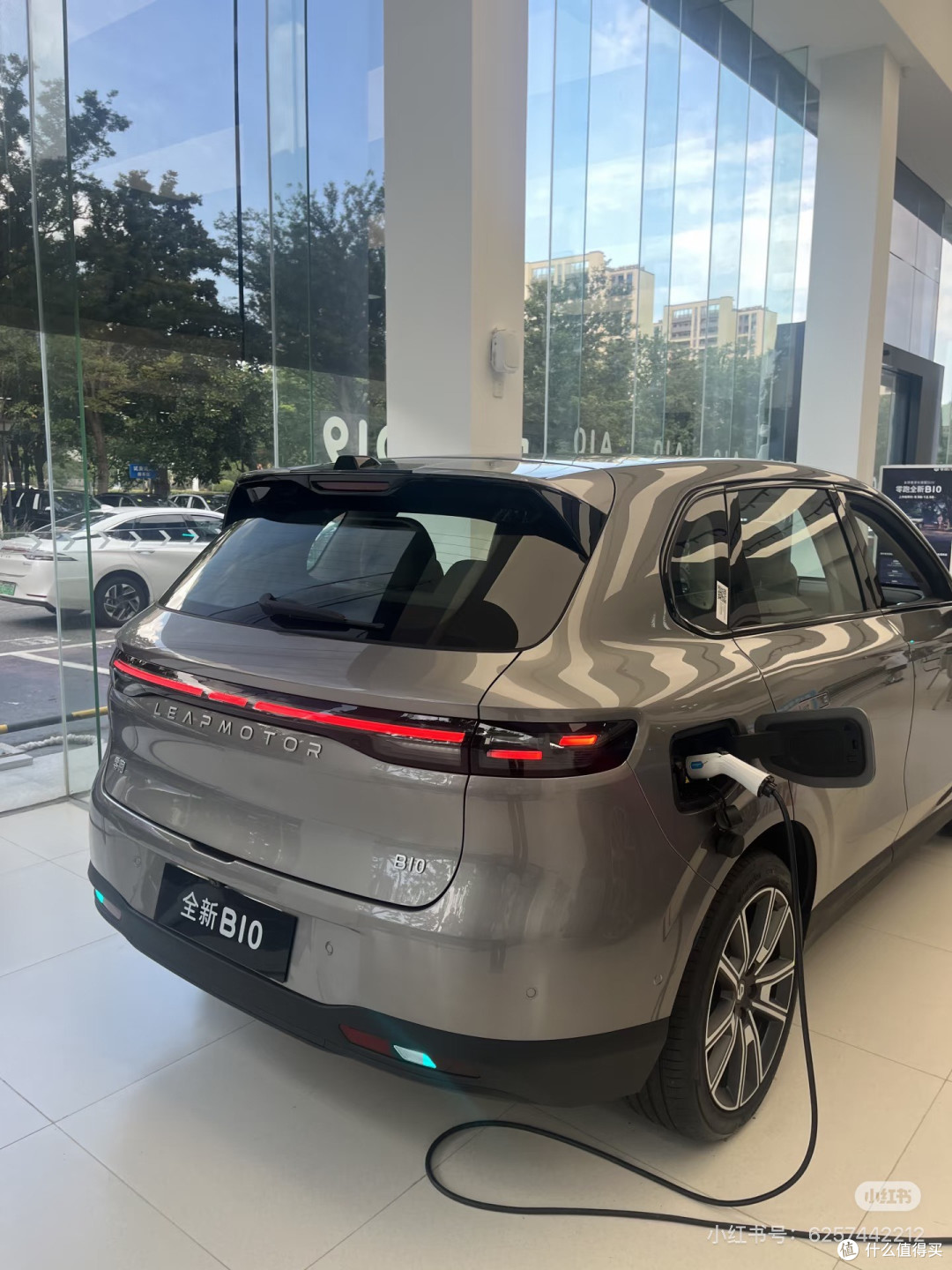零跑B10评测：紧凑实用之选