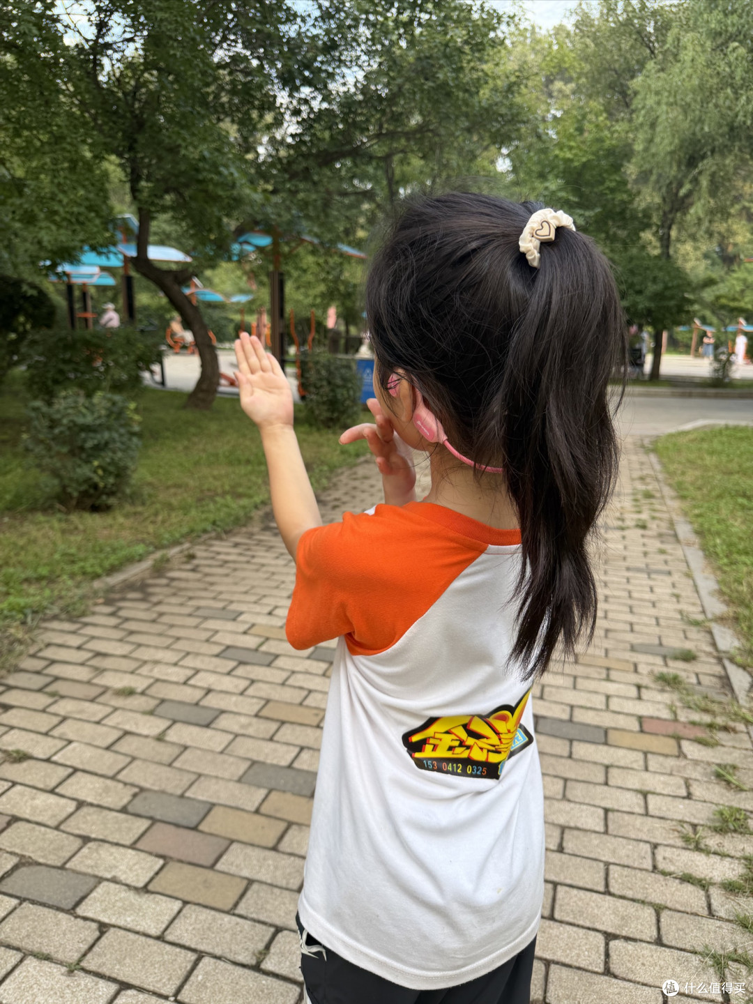 从"戴半小时起红疹"到"3小时干干净净":这款耳机到底什么来头?