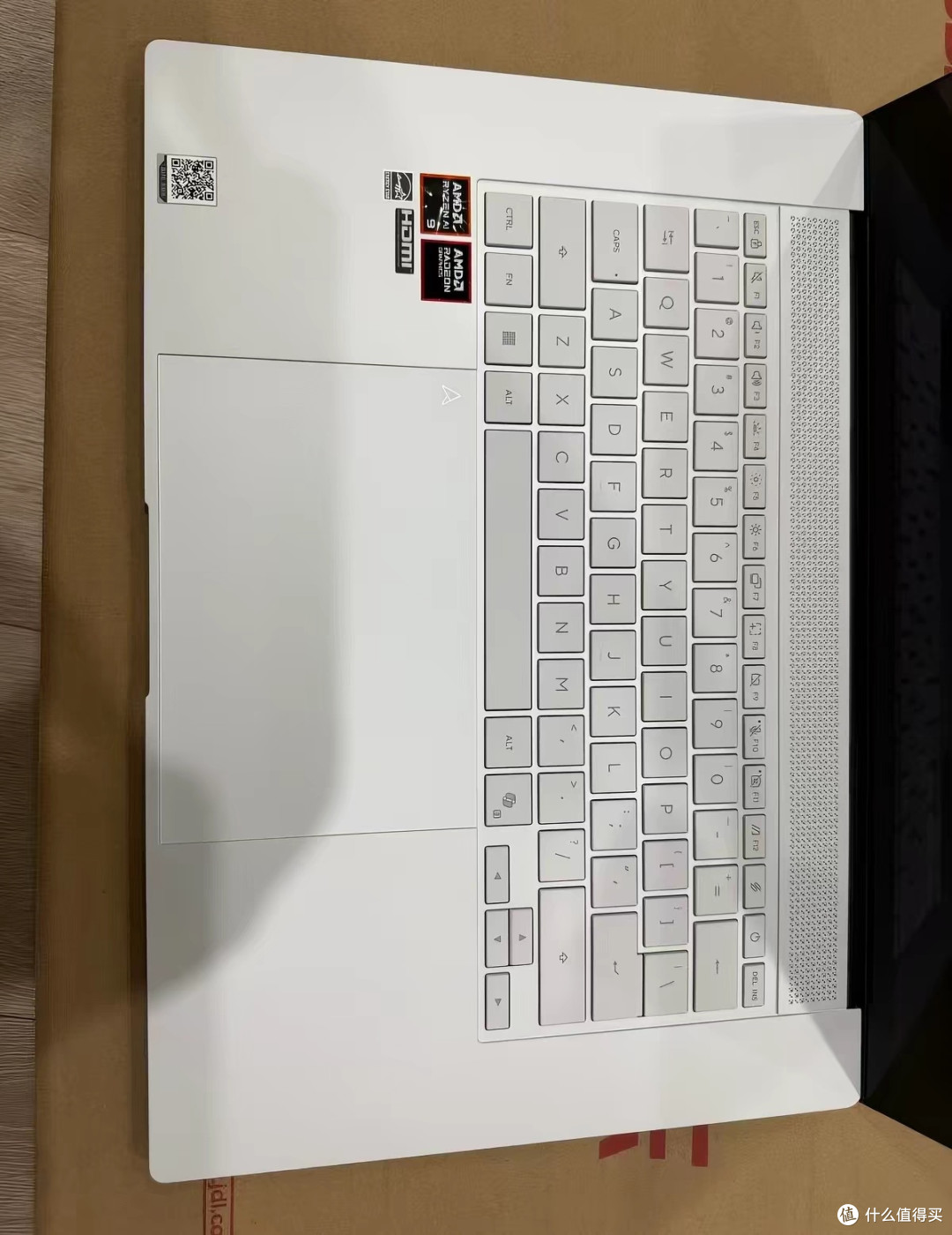 华硕灵耀16Air:高性能轻薄本