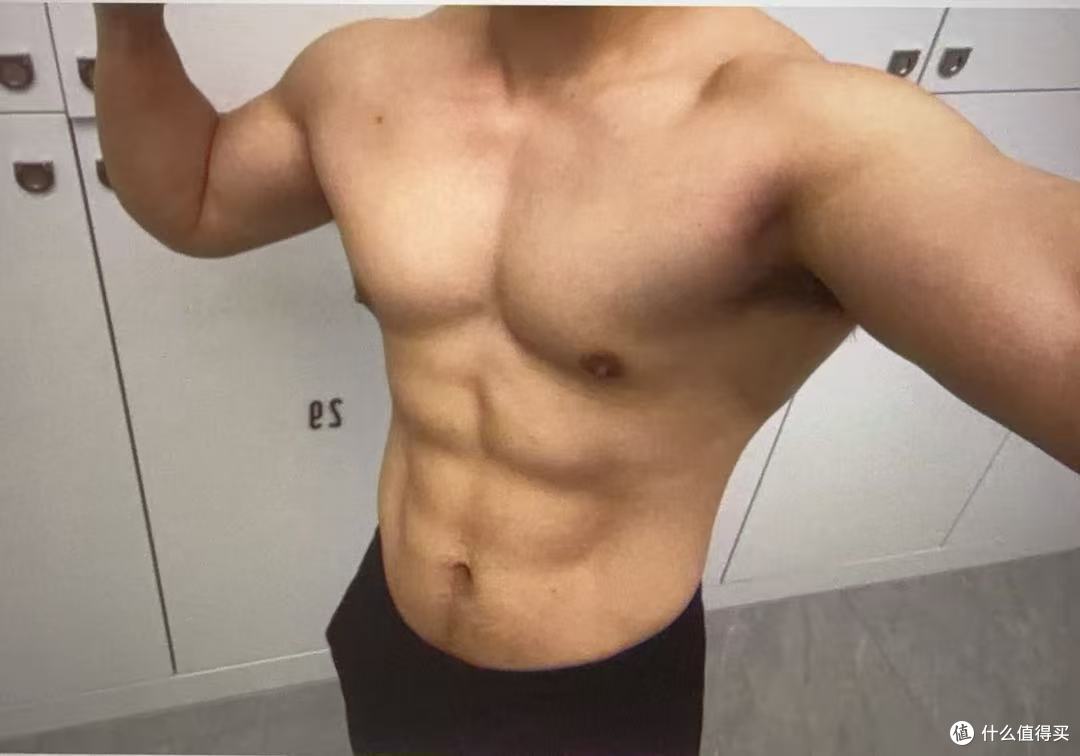 健身干货丨怎样让自己拥有“彭于晏”那样的身材？方法就是练肌肉