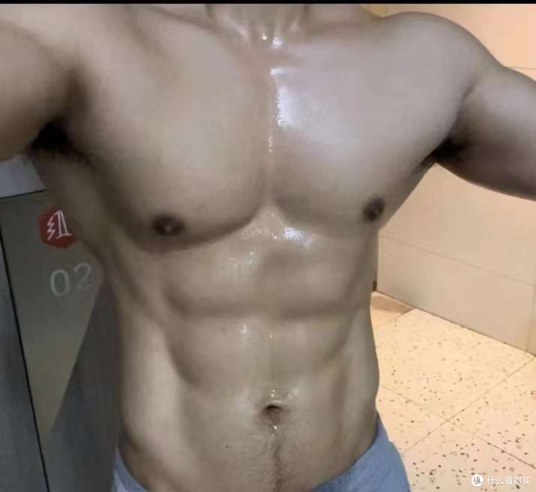 健身干货丨怎样让自己拥有“彭于晏”那样的身材？方法就是练肌肉