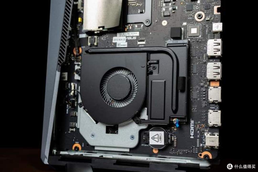 不足万元!性能之眼!- ROG 魔霸9 Mini 完全开箱手册