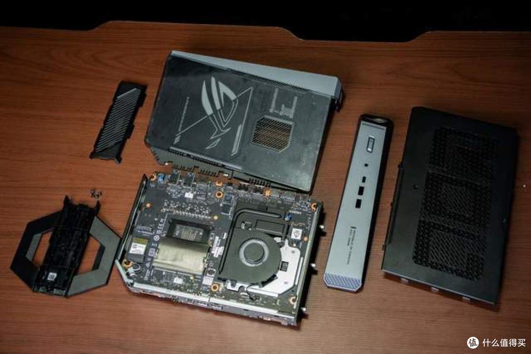 不足万元!性能之眼!- ROG 魔霸9 Mini 完全开箱手册