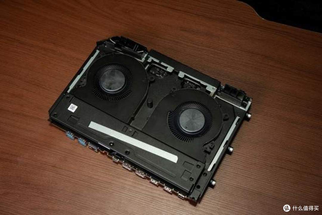 不足万元!性能之眼!- ROG 魔霸9 Mini 完全开箱手册