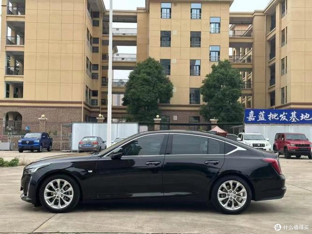 20万级后驱“倔强派”:凯迪拉克CT5,给驾驶者留的一封情书
