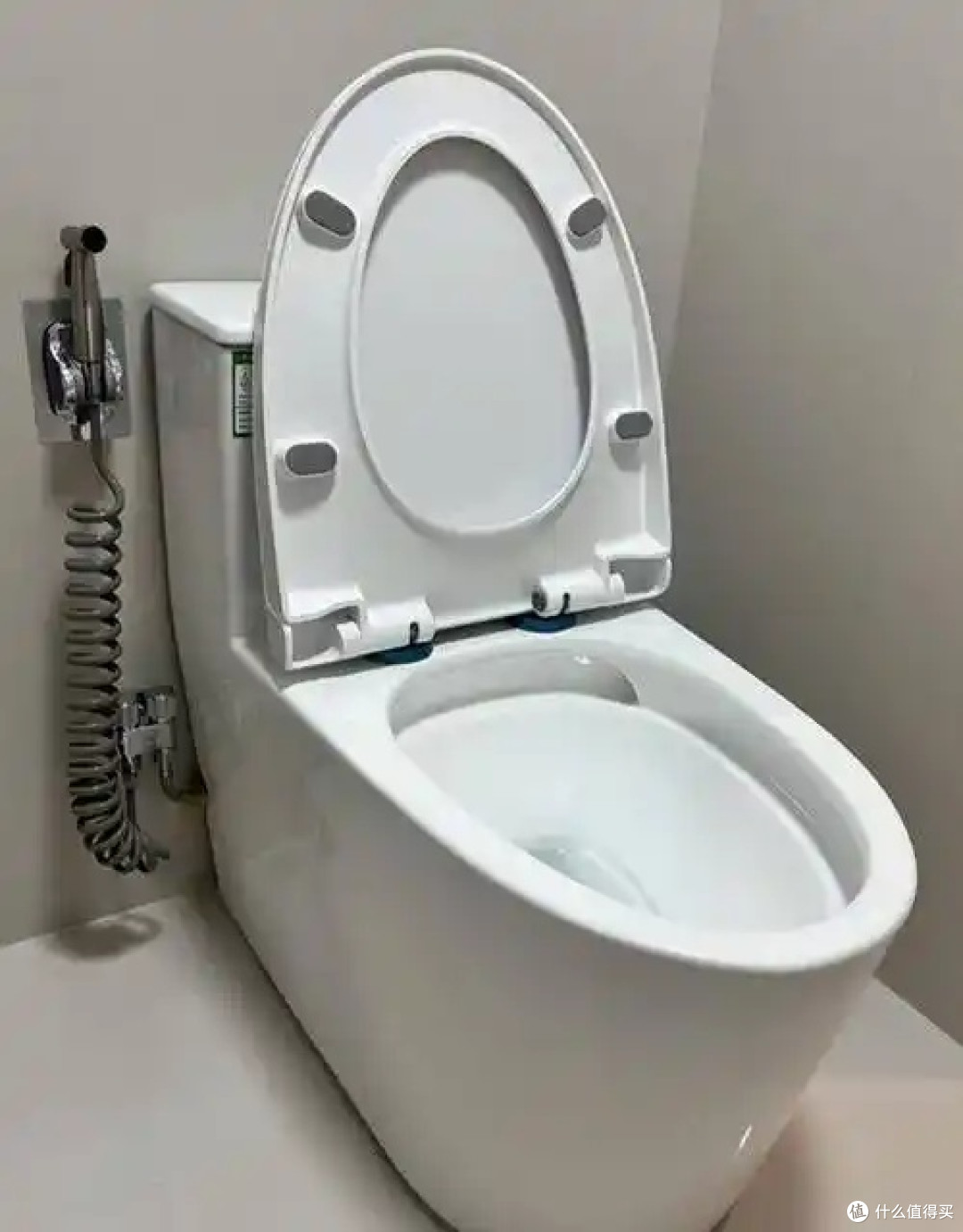 认真清洁马桶,是居家最踏实的卫生自律