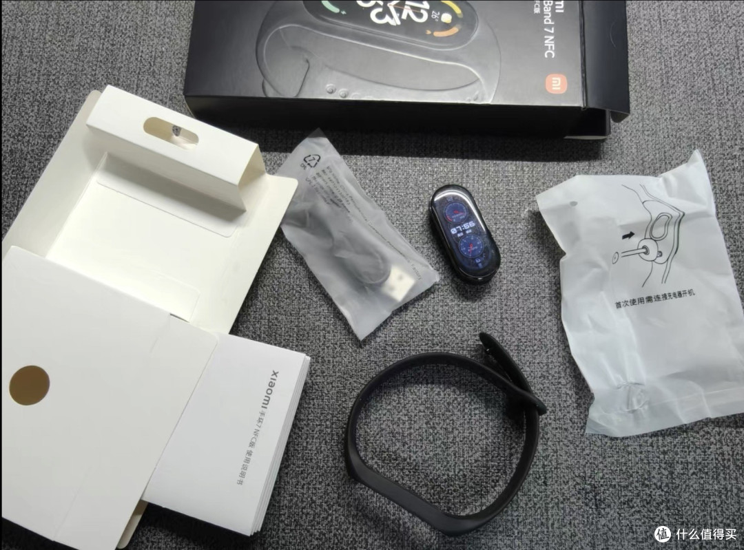 闲鱼惊现小米手环7 NFC版,1.62寸AMOLED屏血氧监测,暴跌至55块
