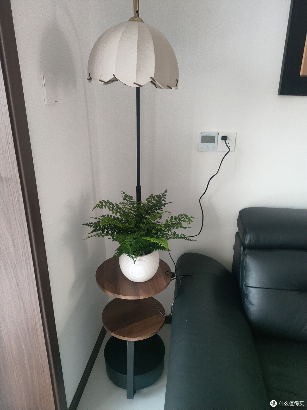 可移动落地灯改善出租屋照明