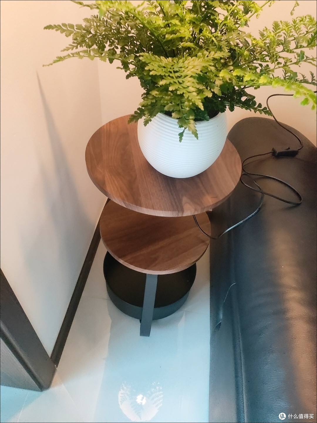 可移动落地灯改善出租屋照明