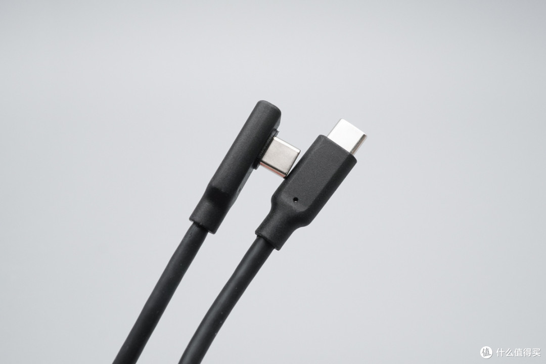 iPhone升级8TB大内存！阿卡西斯磁吸硬盘盒手机支架评测