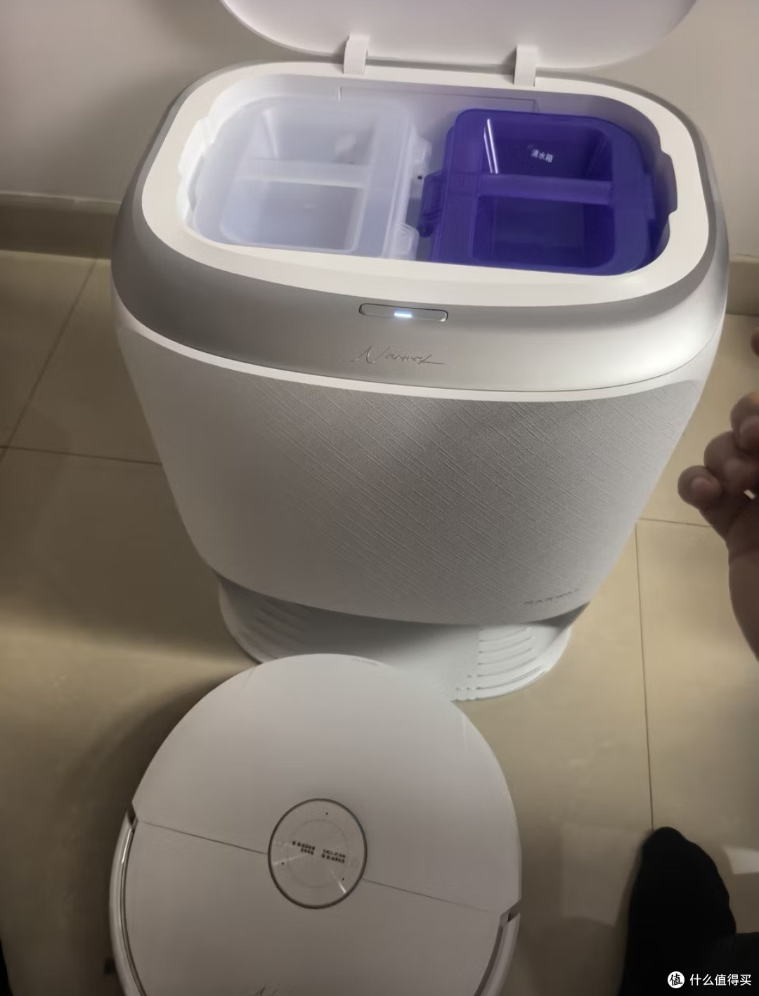 什么才是真正的扫地?云鲸J6解放你的双手,让你扫地不再愁。