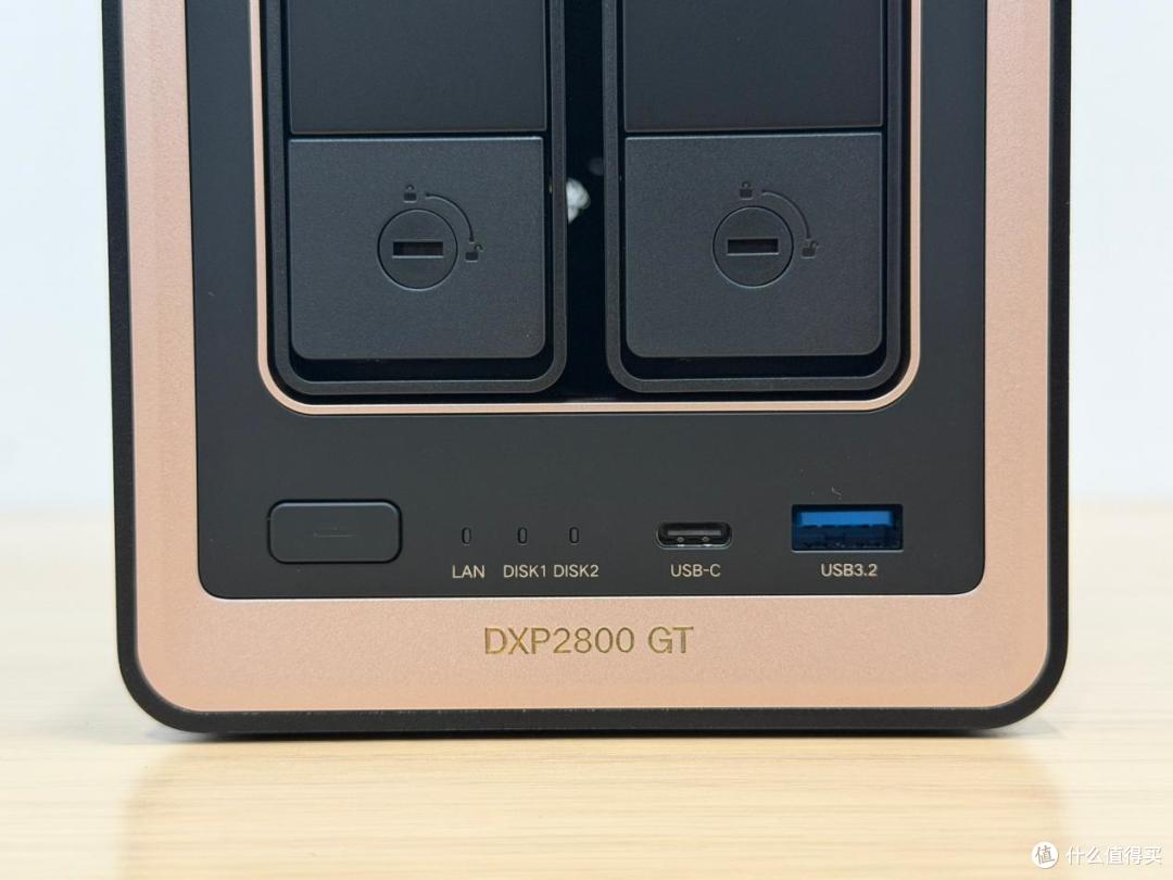 绿联 DXP2800 GT,新手也能玩明白的万兆 NAS,家庭私有云闭眼入