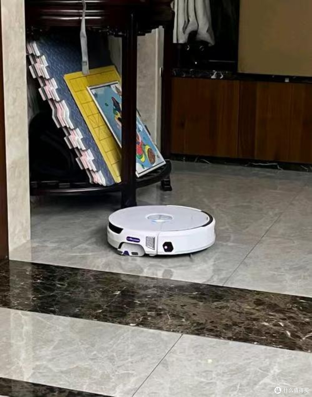 云鲸J6履带拖地实测分析
