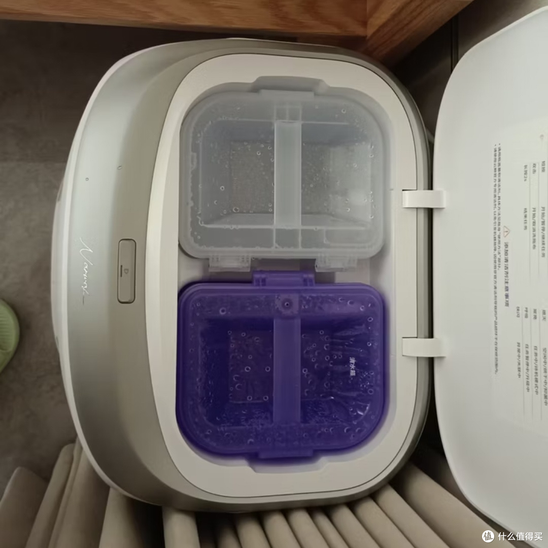 家用刚需实测!云鲸J6活水履带扫地机,懒人清洁解放神器