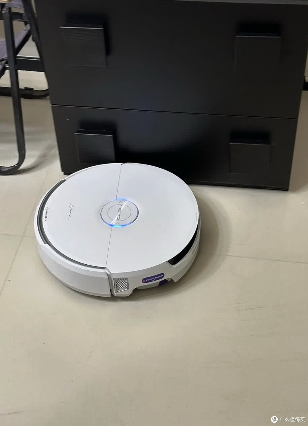 云鲸J6实测｜解锁光脚自由，自动轻集尘与拖布清洗真实体验