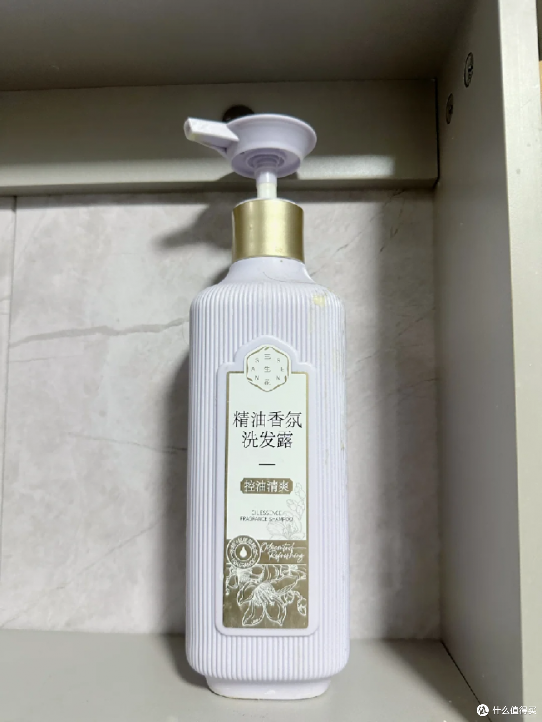 昨晚洗头今早就出油长屑?这5款洗发水让我告别“洗发水收集癖”