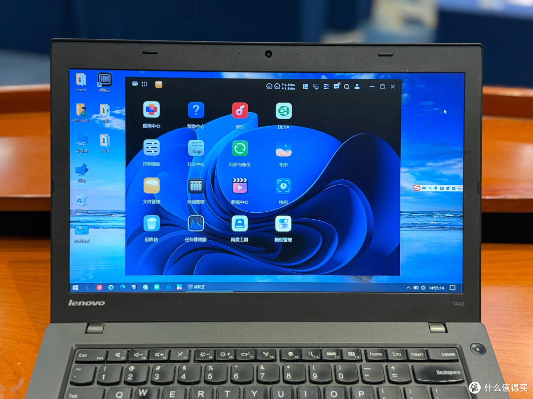 绿联 DXP2800 GT,新手也能玩明白的万兆 NAS,家庭私有云闭眼入