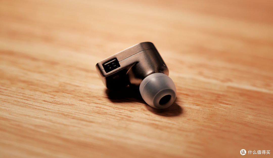 Fosi Audio Carbon 12 动圈入耳式耳机体验 - TDS REVIEW