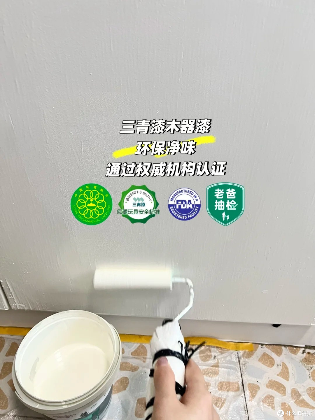 百元改造出租屋旧厨房,不拆不砸刷漆焕新,房东看都问哪找的师傅