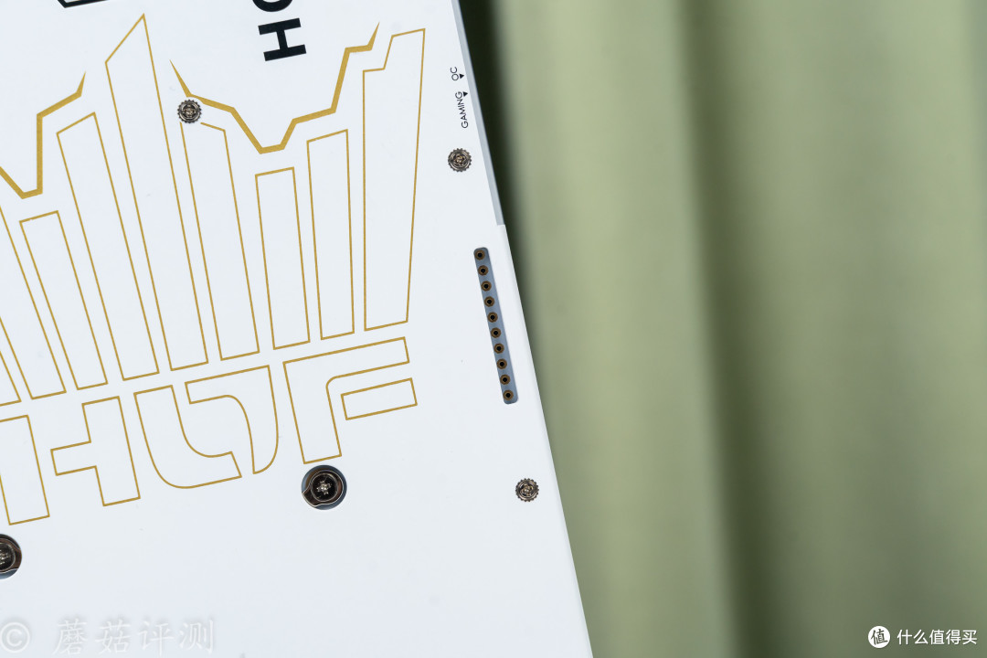 王者加冕,纯白信仰者的浪漫,影驰RTX 5080名人堂Deluxe-X显卡