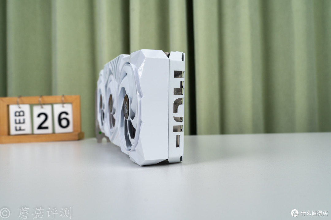 王者加冕,纯白信仰者的浪漫,影驰RTX 5080名人堂Deluxe-X显卡