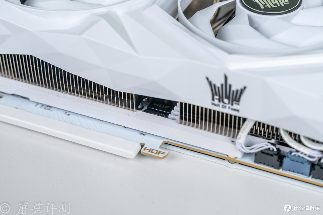 王者加冕,纯白信仰者的浪漫,影驰RTX 5080名人堂Deluxe-X显卡