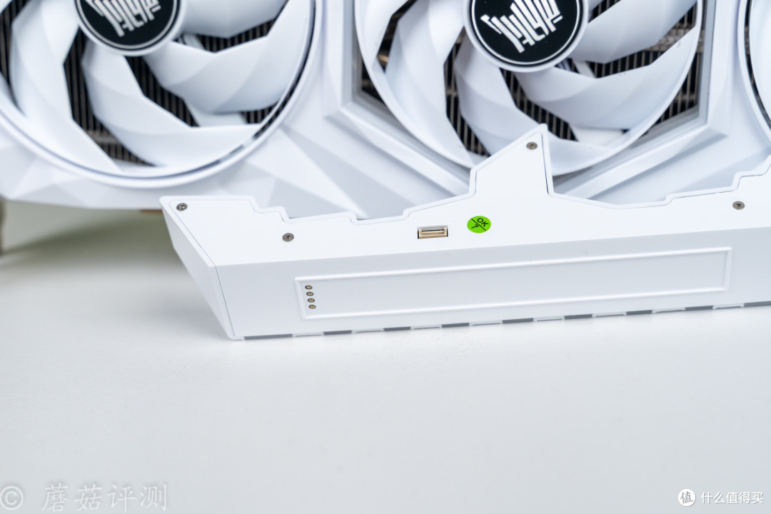 王者加冕,纯白信仰者的浪漫,影驰RTX 5080名人堂Deluxe-X显卡