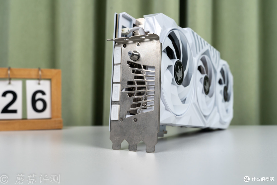 王者加冕,纯白信仰者的浪漫,影驰RTX 5080名人堂Deluxe-X显卡
