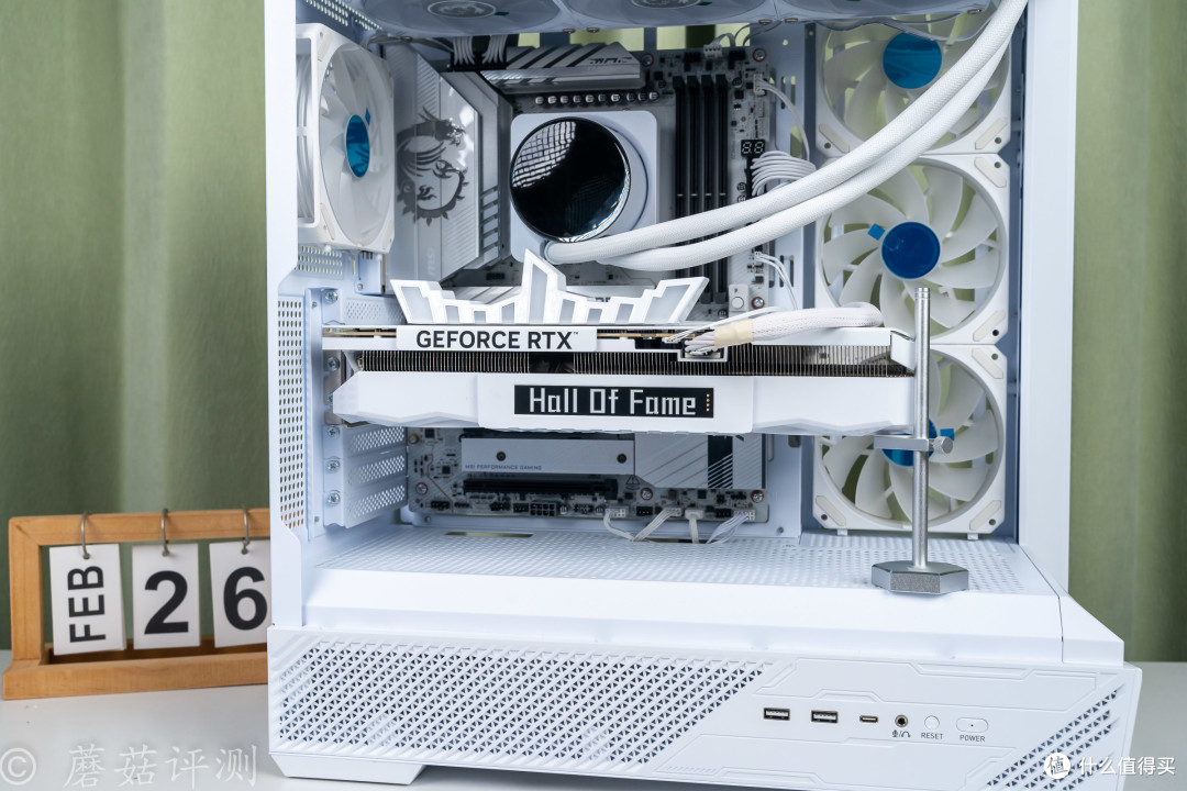王者加冕,纯白信仰者的浪漫,影驰RTX 5080名人堂Deluxe-X显卡