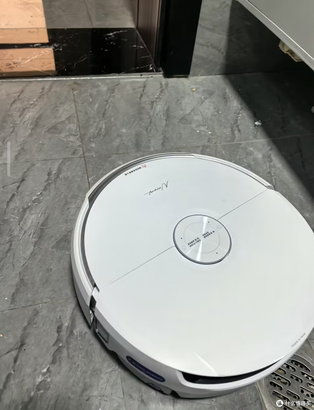 云鲸J6扫地机器人用起来真不错