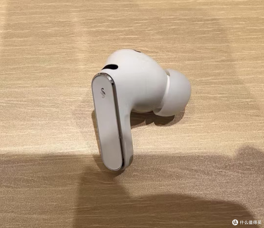 开学换新耳机,华为耳机兼顾舒适与音质