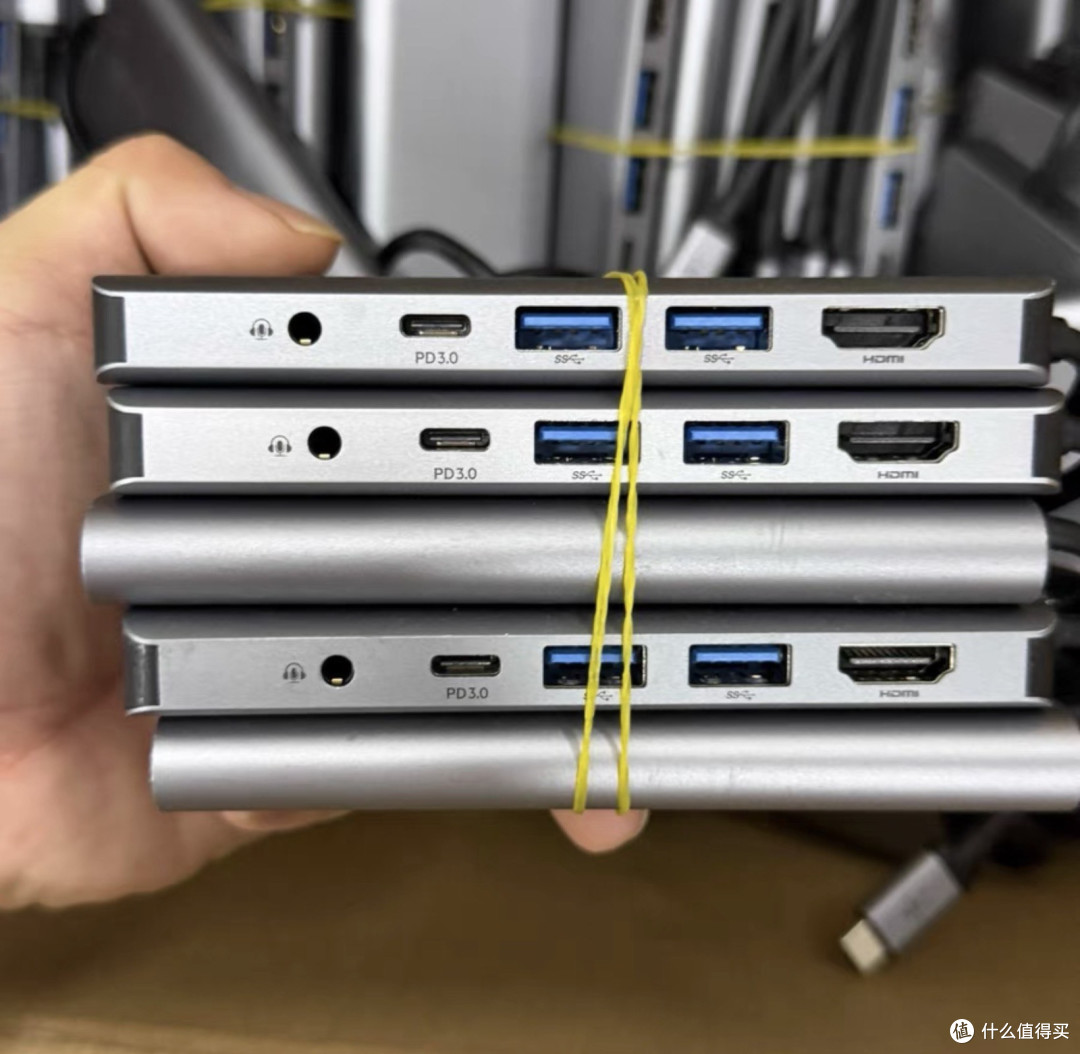 闲鱼惊现贝尔金USB-C拓展坞,11合1带千兆网口,180块的桌面救星