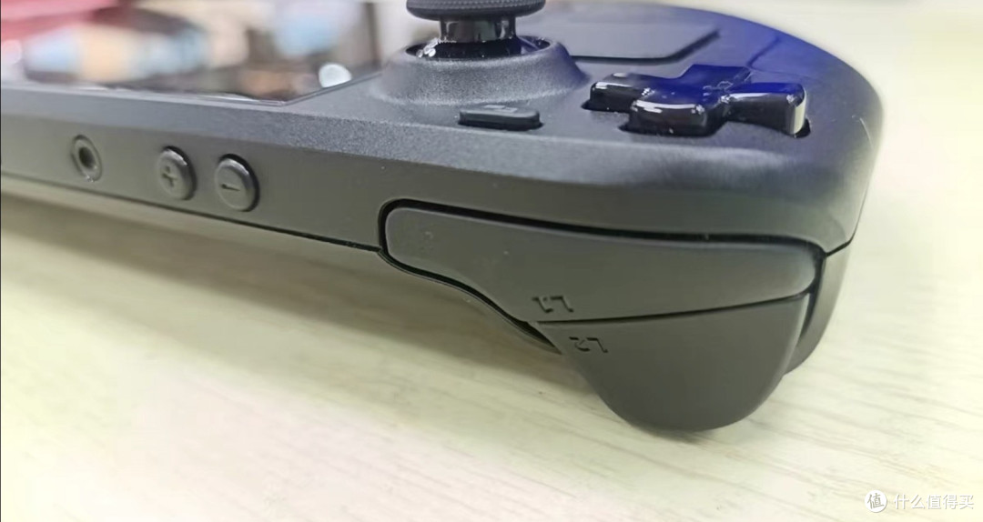 从3999暴跌1650,闲鱼大量涌入Steam Deck LCD版,通勤玩3A不是梦