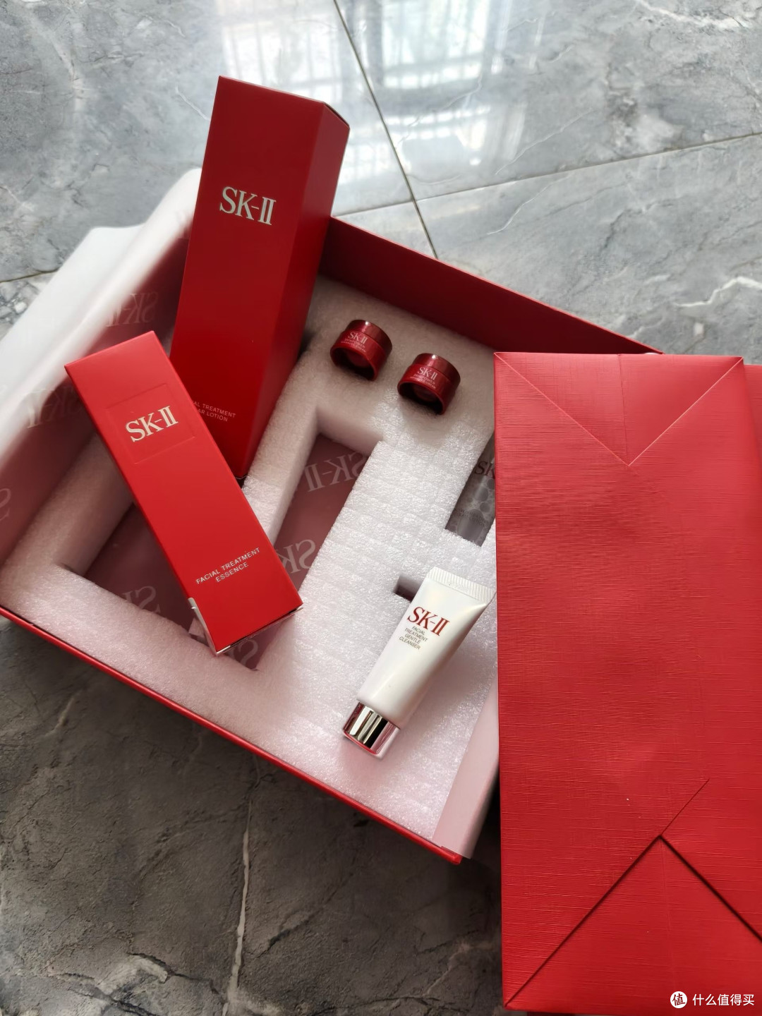 护肤品送礼应重肤质适配