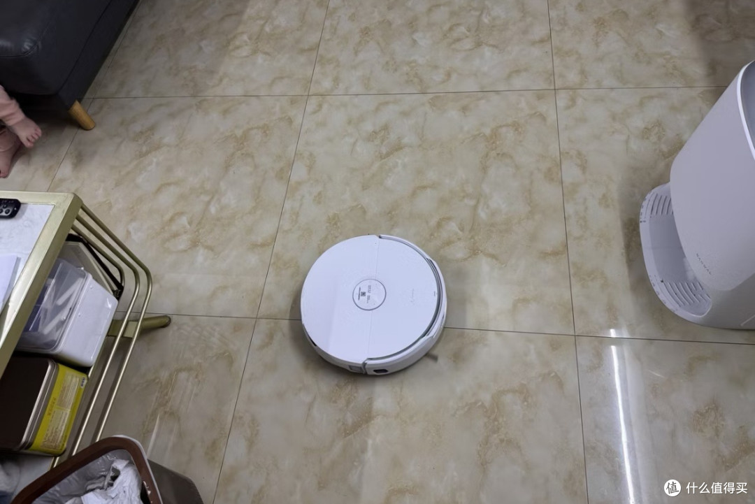 云鲸十年｜从一台拖地机器人开始，彻底改写我的居家生活