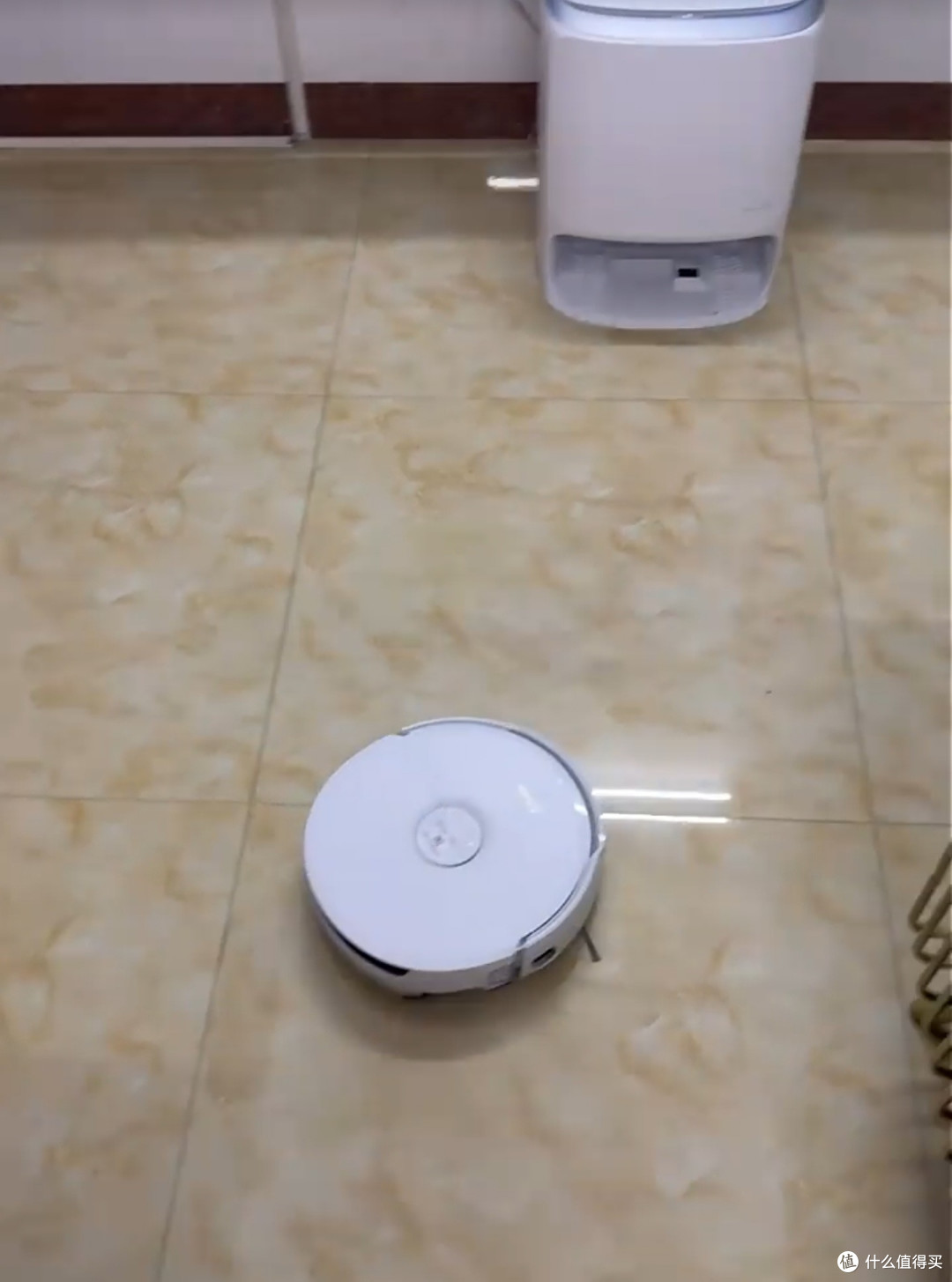 云鲸十年｜从一台拖地机器人开始，彻底改写我的居家生活